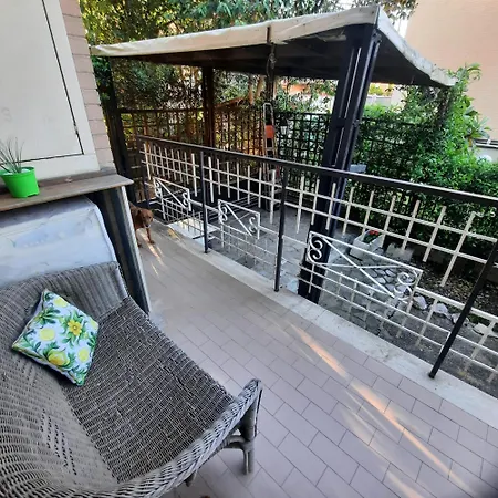 La Mattina - Fiera Di - Aeroporto Fiumicino Apartmán Řím